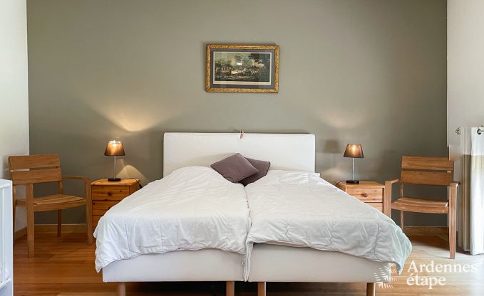 Schlossnebengeb�ude Gembloux 32 Pers.