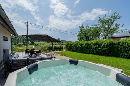 Ferienhaus fr 6 Personen in Gesves, 3 Schlafzimmer mit Badezimmer, Privatterrasse, Warmwasserbad und Petanqueplatz