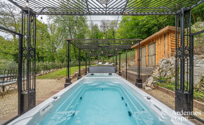 Luxuri�ses Herrenhaus in Gesves, Belgische Ardennen