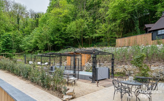 Luxuri�ses Herrenhaus in Gesves, Belgische Ardennen