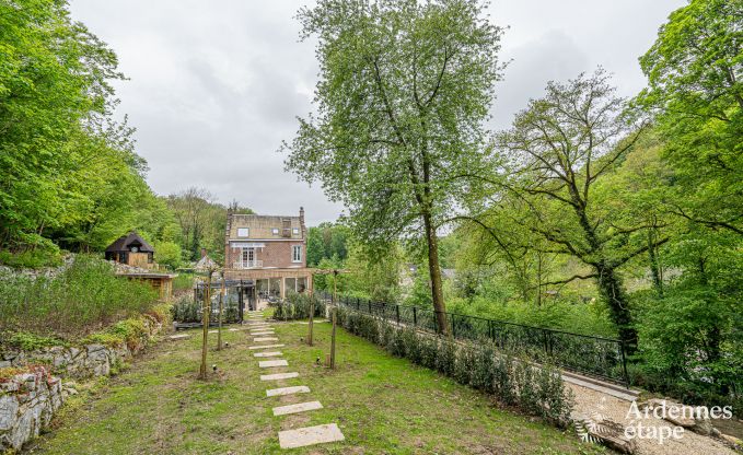 Luxuri�ses Herrenhaus in Gesves, Belgische Ardennen