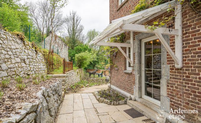 Luxuri�ses Herrenhaus in Gesves, Belgische Ardennen