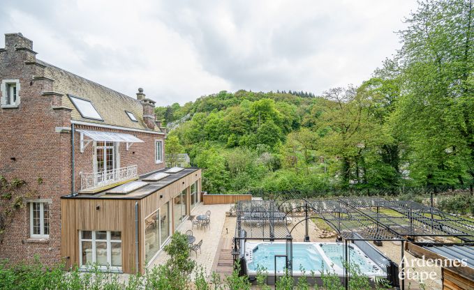 Luxuri�ses Herrenhaus in Gesves, Belgische Ardennen
