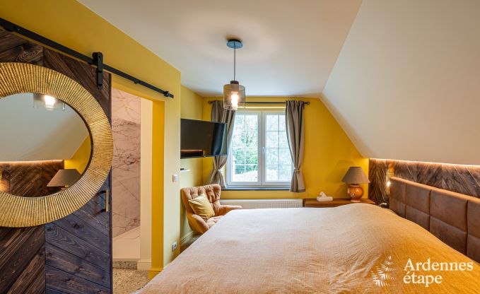 Luxuri�ses Herrenhaus in Gesves, Belgische Ardennen