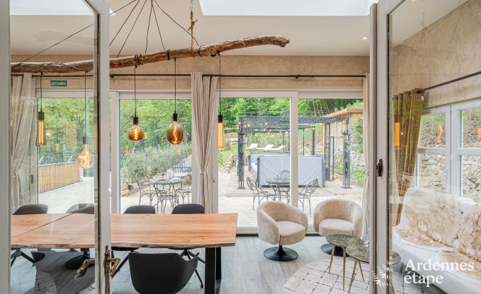 Luxuri�ses Herrenhaus in Gesves, Belgische Ardennen