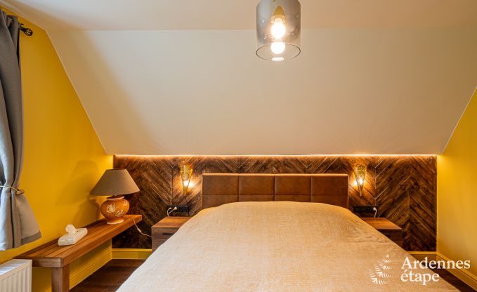 Luxuri�ses Herrenhaus in Gesves, Belgische Ardennen