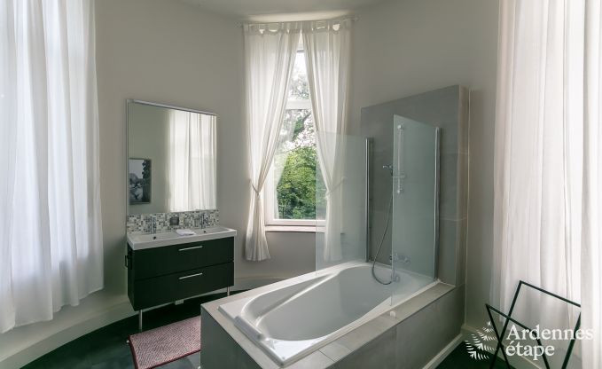 Schloss Gesves 40 Pers. Ardennen Wellness