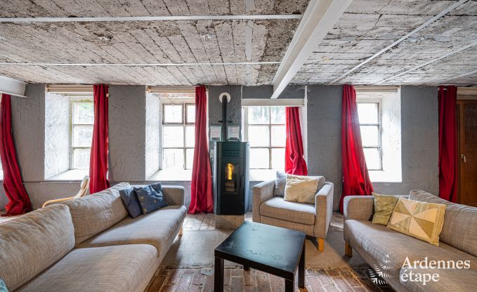 Authentisches Ferienhaus in Gouvy fr 15 Personen, mit 6 Schlafzimmern und Privatgarten