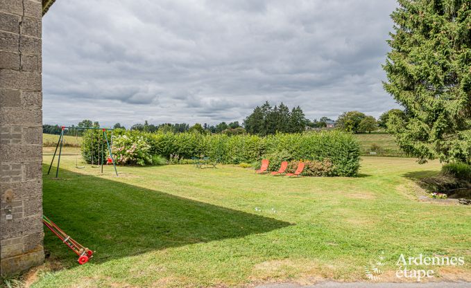 Authentisches Ferienhaus in Gouvy fr 15 Personen, mit 6 Schlafzimmern und Privatgarten