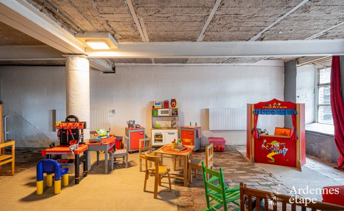 Authentisches Ferienhaus in Gouvy fr 15 Personen, mit 6 Schlafzimmern und Privatgarten