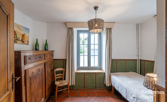 Authentisches Ferienhaus in Gouvy fr 15 Personen, mit 6 Schlafzimmern und Privatgarten