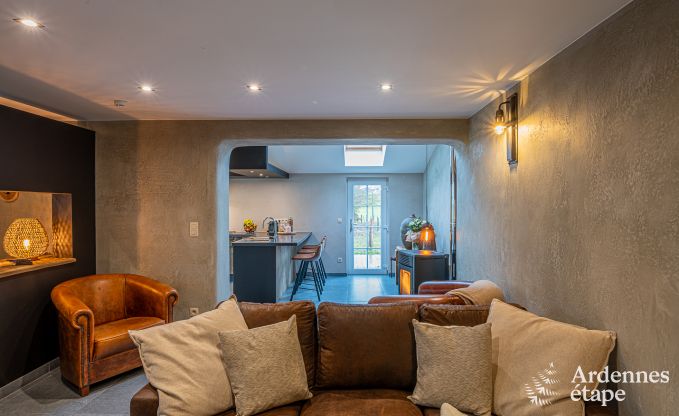 Charmantes Ferienhaus f�r 4 Personen in Grimbi�mont