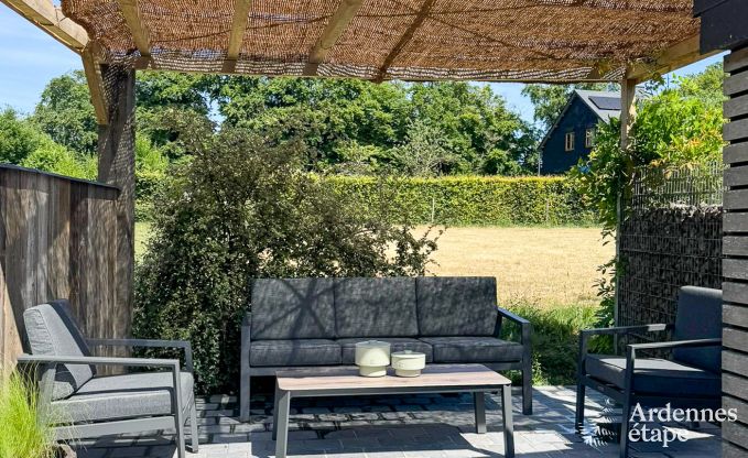 Charmantes Ferienhaus f�r 4 Personen in Grimbi�mont