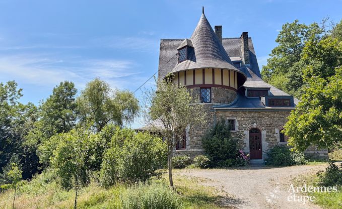 Ger�umiges Ferienhaus f�r 14 Personen mit 5 Schlafzimmern, 4 Badezimmern und gro�em Privatgarten in Hamoir, Ardennen