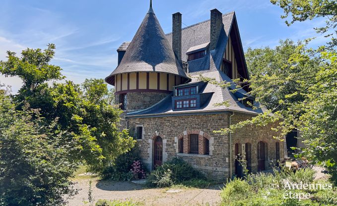 Ger�umiges Ferienhaus f�r 14 Personen mit 5 Schlafzimmern, 4 Badezimmern und gro�em Privatgarten in Hamoir, Ardennen