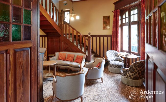 Ger�umiges Ferienhaus f�r 14 Personen mit 5 Schlafzimmern, 4 Badezimmern und gro�em Privatgarten in Hamoir, Ardennen