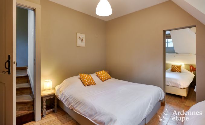 Ger�umiges Ferienhaus f�r 14 Personen mit 5 Schlafzimmern, 4 Badezimmern und gro�em Privatgarten in Hamoir, Ardennen