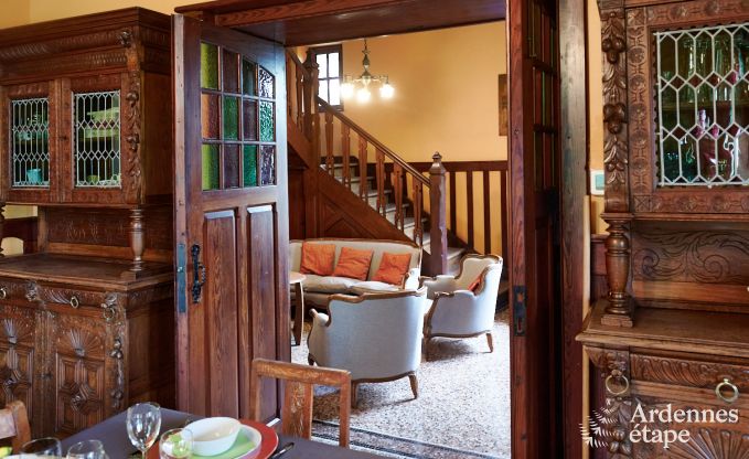 Ger�umiges Ferienhaus f�r 14 Personen mit 5 Schlafzimmern, 4 Badezimmern und gro�em Privatgarten in Hamoir, Ardennen