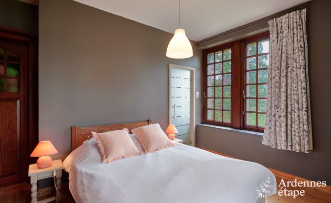 Ger�umiges Ferienhaus f�r 14 Personen mit 5 Schlafzimmern, 4 Badezimmern und gro�em Privatgarten in Hamoir, Ardennen