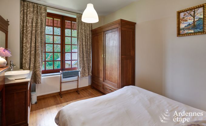 Ger�umiges Ferienhaus f�r 14 Personen mit 5 Schlafzimmern, 4 Badezimmern und gro�em Privatgarten in Hamoir, Ardennen