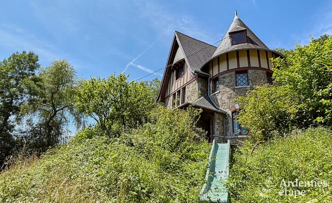 Ger�umiges Ferienhaus f�r 14 Personen mit 5 Schlafzimmern, 4 Badezimmern und gro�em Privatgarten in Hamoir, Ardennen