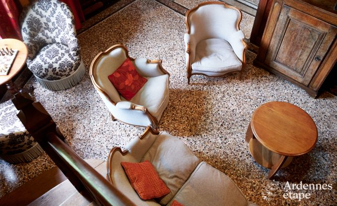 Ger�umiges Ferienhaus f�r 14 Personen mit 5 Schlafzimmern, 4 Badezimmern und gro�em Privatgarten in Hamoir, Ardennen