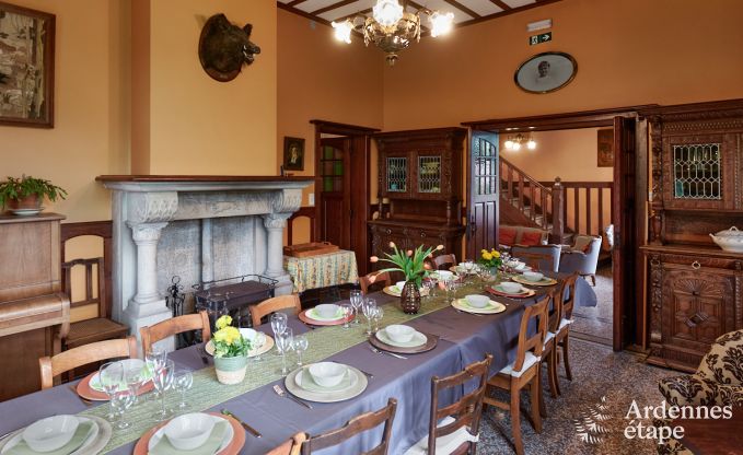 Ger�umiges Ferienhaus f�r 14 Personen mit 5 Schlafzimmern, 4 Badezimmern und gro�em Privatgarten in Hamoir, Ardennen