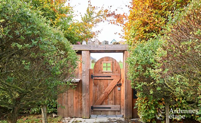 Charmantes Ferienhaus f�r 8 Personen in Hamois mit 4 Schlafzimmern, 3 Badezimmern, Privatgarten, Spielzimmer und Terrasse am Wasser