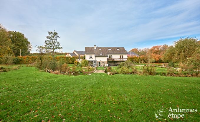 Charmantes Ferienhaus f�r 8 Personen in Hamois mit 4 Schlafzimmern, 3 Badezimmern, Privatgarten, Spielzimmer und Terrasse am Wasser