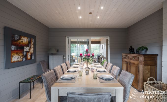 Gerumiges Ferienhaus fr 12 Personen mit Pool und privatem Garten in Hamois, Ardennen