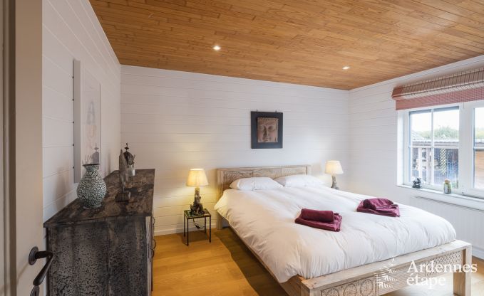 Gerumiges Ferienhaus fr 12 Personen mit Pool und privatem Garten in Hamois, Ardennen