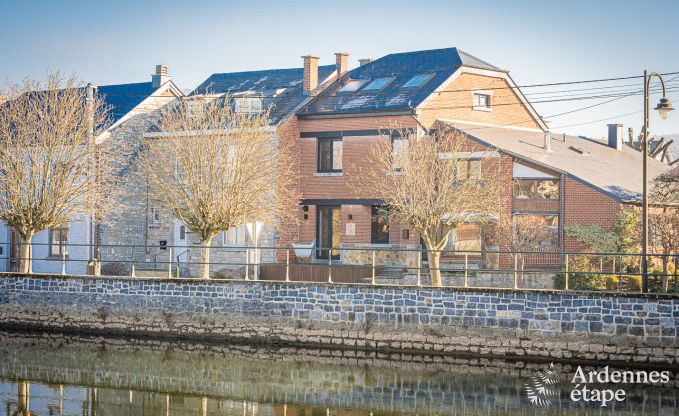 Gerumiges Ferienhaus in Han-sur-Lesse fr 8 Personen mit 4 Schlafzimmern, privatem Garten und Terrasse