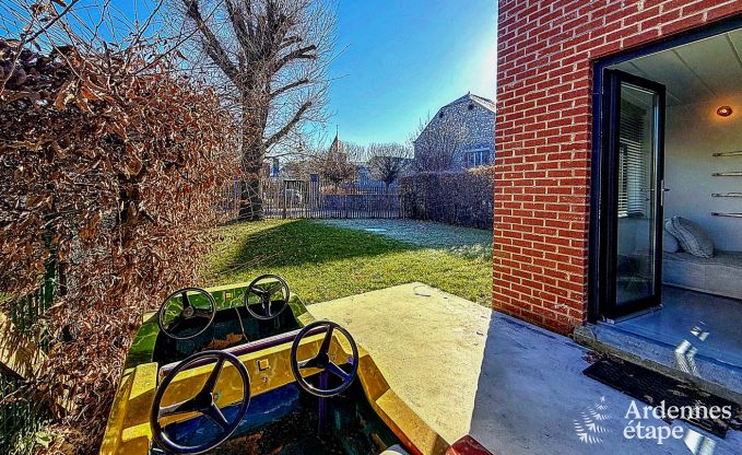 Ger�umiges Ferienhaus in Han-sur-Lesse f�r 8 Personen mit 4 Schlafzimmern, privatem Garten und Terrasse