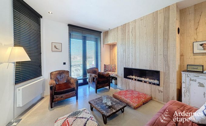 Gerumiges Ferienhaus in Han-sur-Lesse fr 8 Personen mit 4 Schlafzimmern, privatem Garten und Terrasse