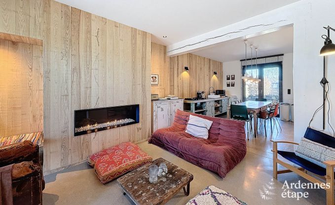 Gerumiges Ferienhaus in Han-sur-Lesse fr 8 Personen mit 4 Schlafzimmern, privatem Garten und Terrasse