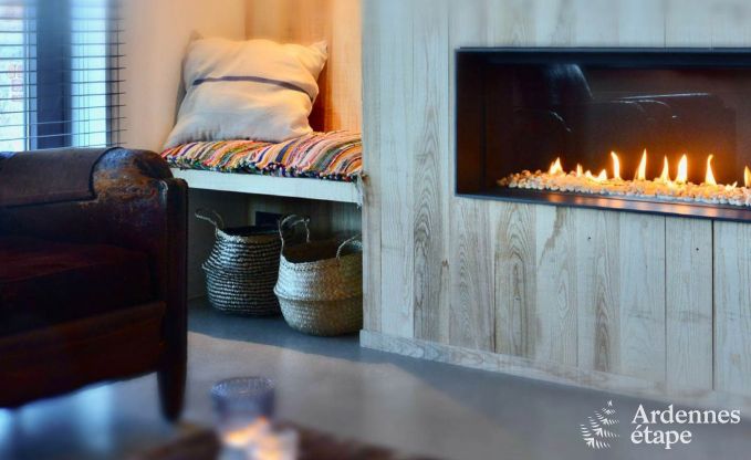 Gerumiges Ferienhaus in Han-sur-Lesse fr 8 Personen mit 4 Schlafzimmern, privatem Garten und Terrasse