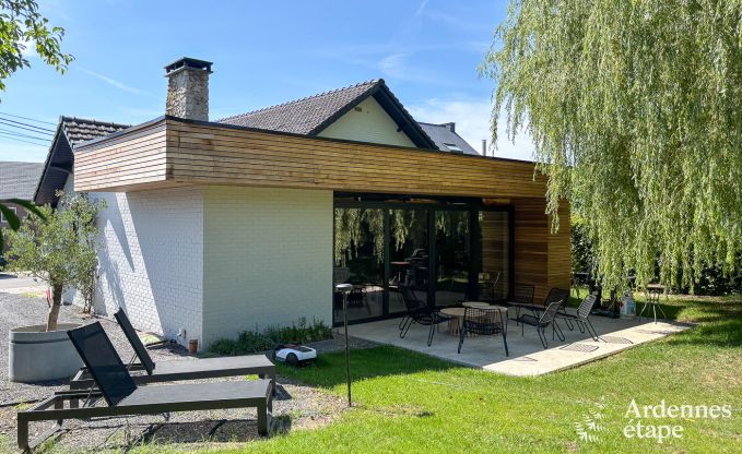 Gem�tliches Ferienhaus in Han-sur-Lesse f�r 8 Personen mit Sauna und Garten in der N�he der Grotten von Han