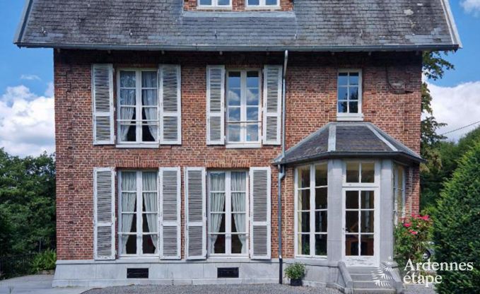 Luxuri�ses Herrenhaus f�r 12 Personen an der Maas in Hasti�re mit Privatgarten und 4 Badezimmern