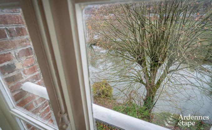 Luxuri�ses Herrenhaus f�r 12 Personen an der Maas in Hasti�re mit Privatgarten und 4 Badezimmern