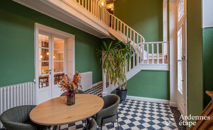 Luxuri�ses Herrenhaus f�r 12 Personen an der Maas in Hasti�re mit Privatgarten und 4 Badezimmern