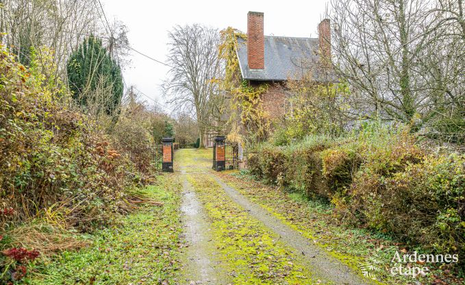 Luxuri�ses Herrenhaus f�r 12 Personen an der Maas in Hasti�re mit Privatgarten und 4 Badezimmern