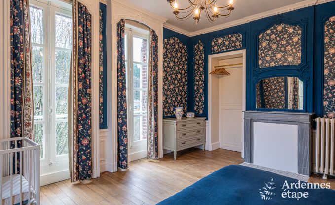 Luxuri�ses Herrenhaus f�r 12 Personen an der Maas in Hasti�re mit Privatgarten und 4 Badezimmern