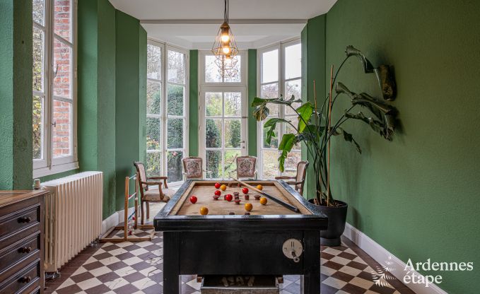 Luxuri�ses Herrenhaus f�r 12 Personen an der Maas in Hasti�re mit Privatgarten und 4 Badezimmern