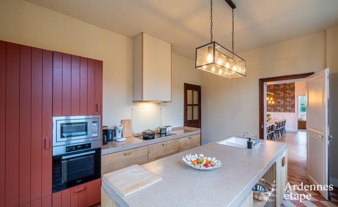 Luxuri�ses Herrenhaus f�r 12 Personen an der Maas in Hasti�re mit Privatgarten und 4 Badezimmern