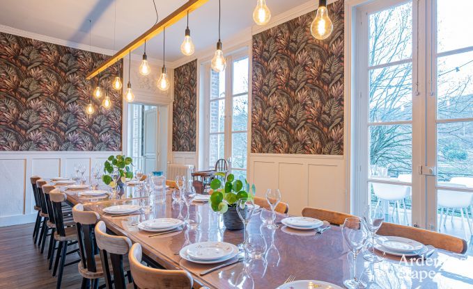 Luxuri�ses Herrenhaus f�r 12 Personen an der Maas in Hasti�re mit Privatgarten und 4 Badezimmern