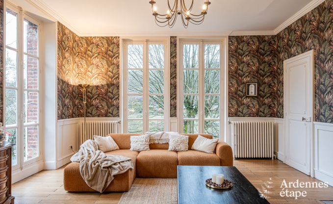 Luxuri�ses Herrenhaus f�r 12 Personen an der Maas in Hasti�re mit Privatgarten und 4 Badezimmern