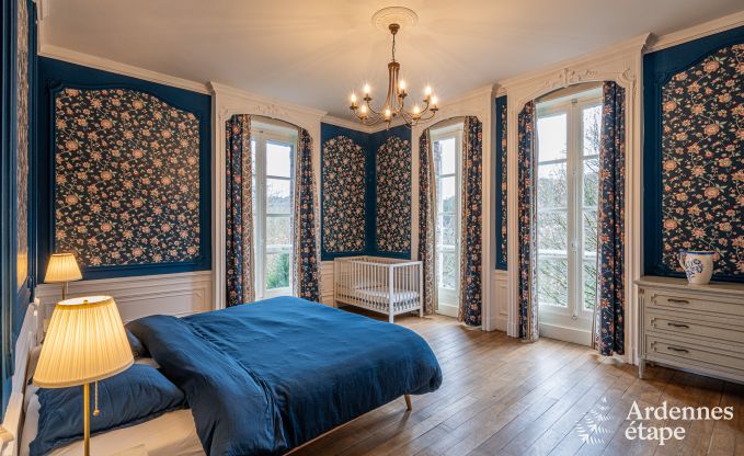 Luxuri�ses Herrenhaus f�r 12 Personen an der Maas in Hasti�re mit Privatgarten und 4 Badezimmern