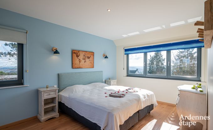 Ger�umige Luxusvilla mit Pool in Hasti�re, Ardennen