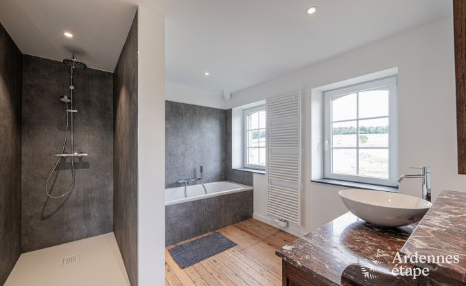 Wundersch�nes Ferienhaus f�r 14 Personen in Havelange