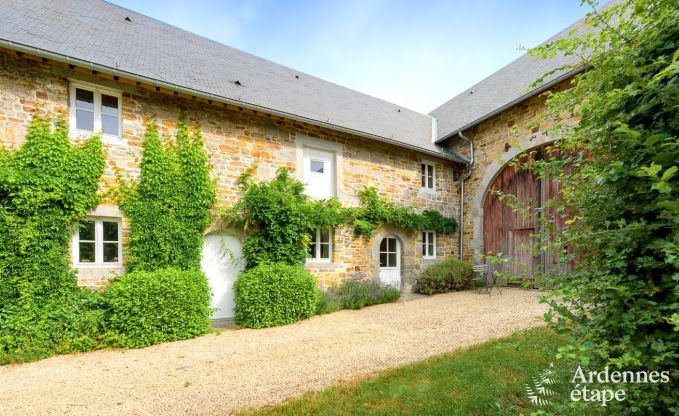 Gem�tliches Ferienhaus in Havelange f�r 10 Personen mit Garten und Holzofen in der Condroz